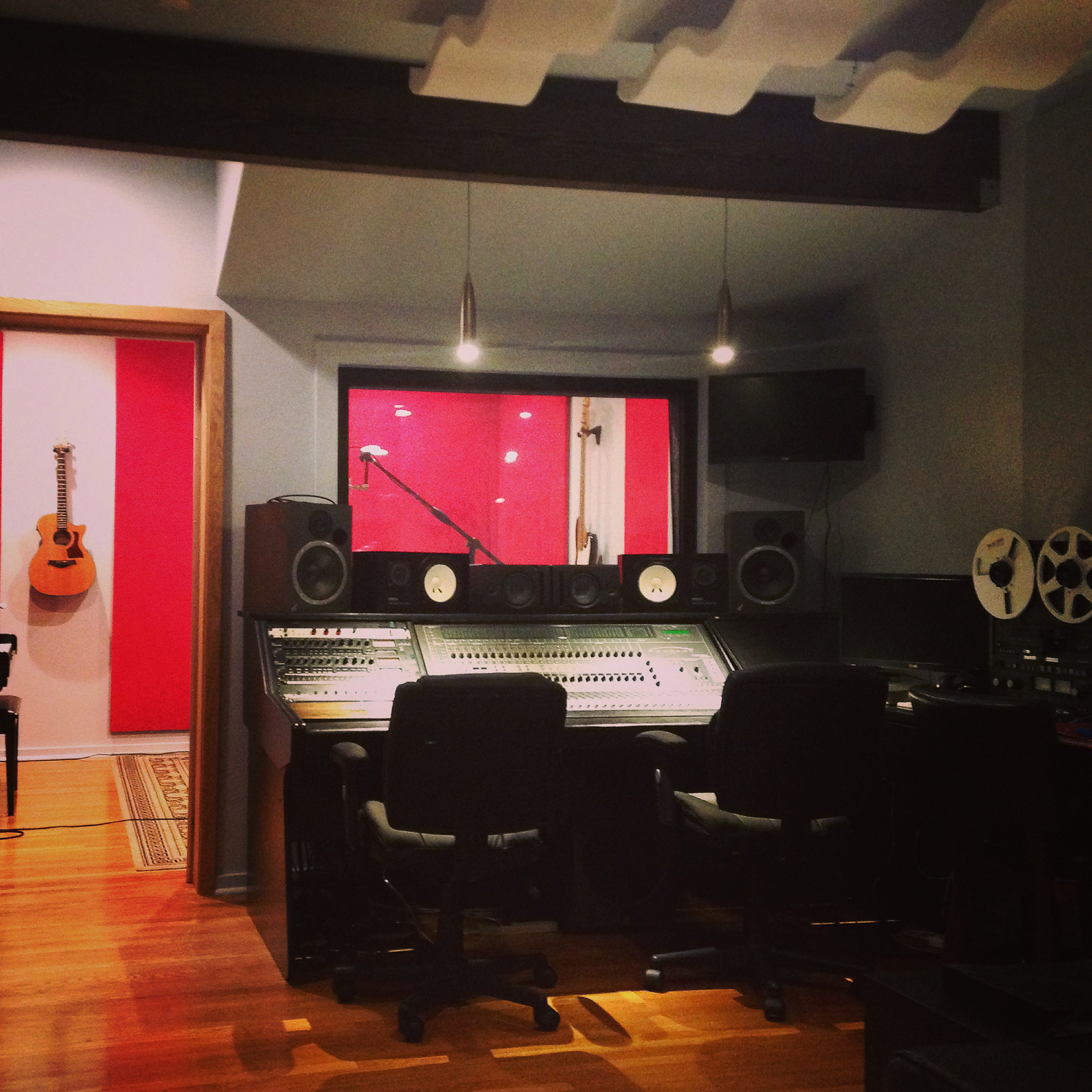 5_PlanetwoodProductionsStudio1